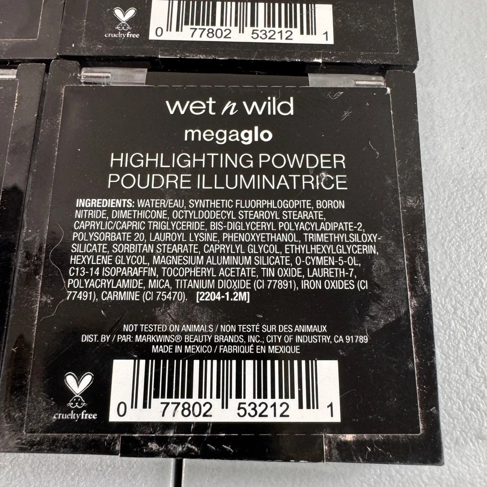 Wet n Wild Highlighting Powder Women 0.19oz Pink Gold Good Precious Petals 321B